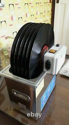 Ultrasonic record cleaner
