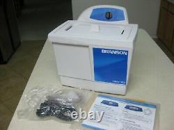 Branson Ultrasonic Cleaner Bath 1.5 Gallon M3800-e 230vac Plug Européen